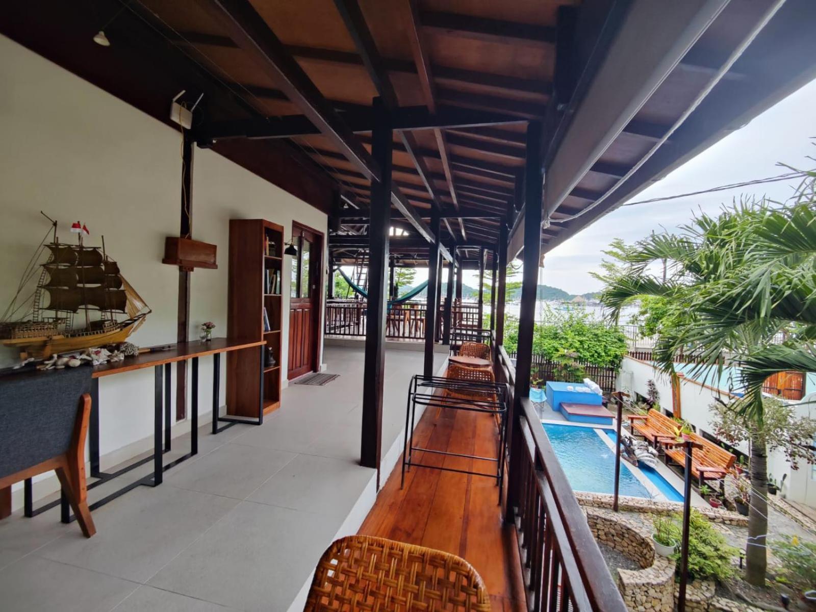 Cool Breeze Authentic Hotel Labuan Bajo Komodo Exteriör bild
